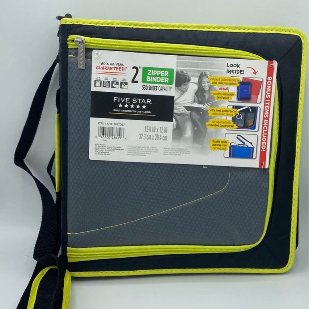 Five Star 3 Ring Binder W/ Carrying Handle & Strap